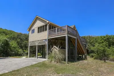 Image de Cozy 3 Br oceanside cottage - short walk to beach & dogs allowed