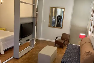 Image de Practical and quiet apartment in the heart of charming Avanhandava street