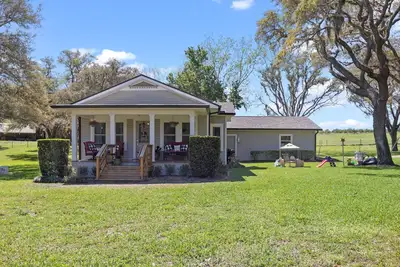 Image de 3🛏 2 🛁 Oasis 2acres 10mins from Disney