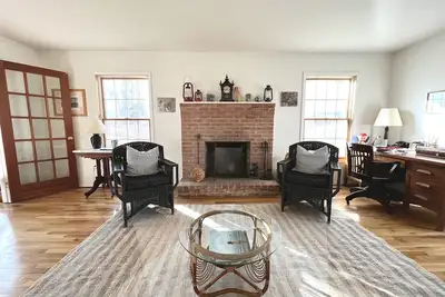 Image de Private Wooded Montauk Retreat - Walkable to the Beach
