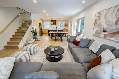 Image de HushHaus - 5 min to Ski- Vip Mtn Parking Pass - Luxury Linens