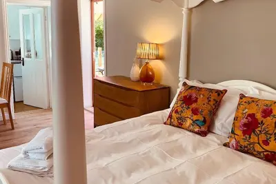 Image de Goatchers Cottage in heart of Findon village