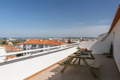 Image de Peniche Terrace - Spacious apartment in the center