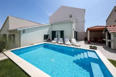Image de Belle maison de 3 chambres à Mravince