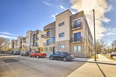 Image de Boise Townhome w/ Rooftop Deck, 2 Mi to Downtown!