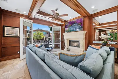 Image de Luxurious 3- Bed/2. 5 Bath Tuscan-Style Resort Home