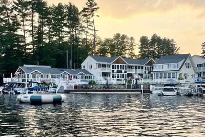 Image de Winnisquam Lake~ Condo on the Water w\/ Boat Dock rental available