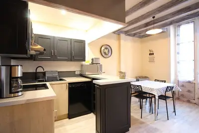 Image de Charmant T2 en hyper centre, proche Thermes, tout équipé avec balcon
