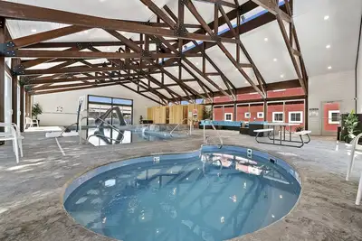 Image de The Silo (Sleeps 30) by Bear Lake Luxury Rentals