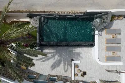 Black Occhio Villa Santorini