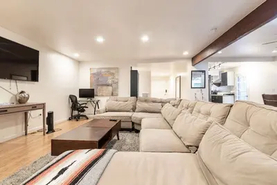 Image de Entire Home 3b 2Ba
