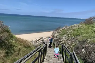 Image de Beautiful Secluded North Truro Home with Private Beach Access and Parking