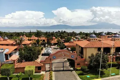 Image de Lake Chapala Birds Of Paradise Condo's