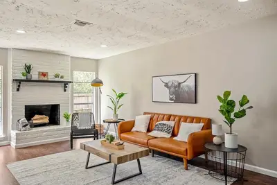 Image de Modern Stay Centrally Located in The Woodlands