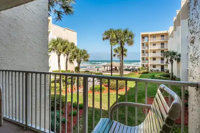 Image de Castle Reef 224 charming ocean views!