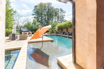 Image de Last-Minute Summer Escape! 15% Discount for July and August Stays Only