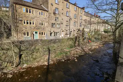 Image de Kingfisher Cottage, family friendly, with a garden in Holmfirth