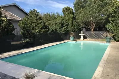 Image de Villa de 130m2 avec jardin (1000m2) et piscine (10x5m)