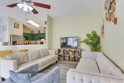 Image de Patio + Yard: Peaceful Getaway in Pensacola