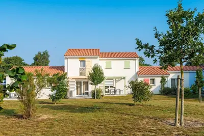 Image de Maison de vacances confortable près de Veillon