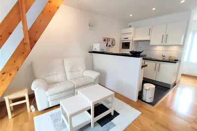 Image de Bel Appartement 3* au Centre de Perros-Guirec avec Wifi, Balcon et Parking