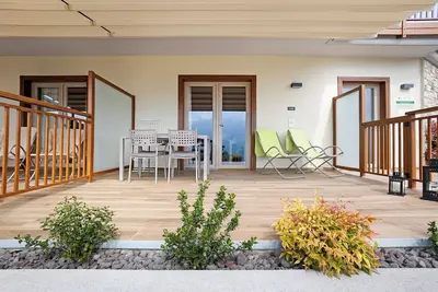 Image de Appartement 'Agriturismo Hegemone Albero' avec vue sur les montagnes, terrasse privée et Wi-Fi