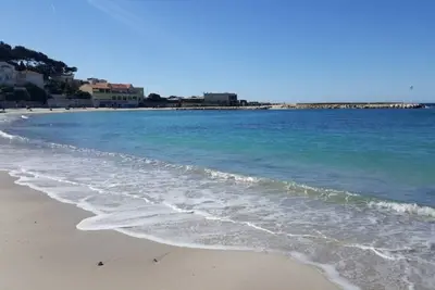 Image de Bel appartement au pied des plages et Ă 15 minutes Ă pieds du centre-ville