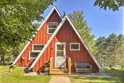 Image de A-Frame Cabin w/ Private Boat Dock!