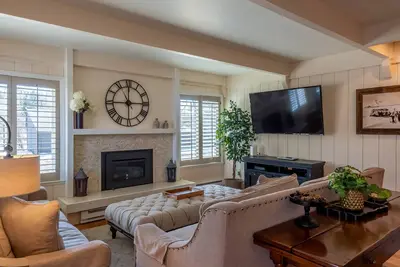 Image de Creekside Condo 1337 - Spectacular Renovation at Sun Valley Resort