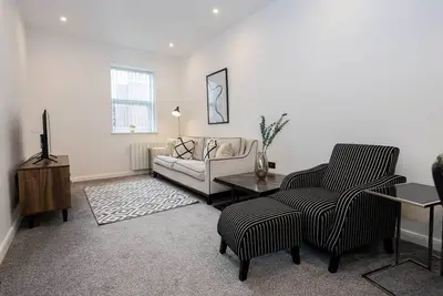 Image de Contemporary Bolton Apartment in Central Location