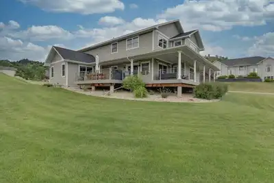 Image de Rally Rental in Sandstone Hills!