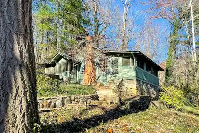 Image de Quaint mountain cabin with porch, washer/dryer, and free WiFi