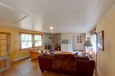 Image de Comfortable cabin on the Lower Platte with dock, deck, wood stove & fast WiFi