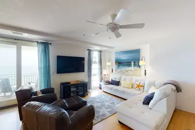 Image de Oceanfront penthouse with amazing views, fast WiFi, 3 pools & 2 gyms
