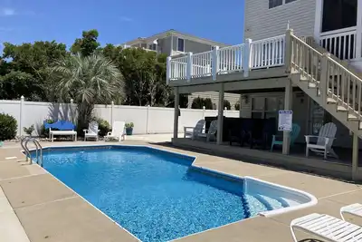 Image de Spacious canal home w/ private dock, outdoor pool, hot tub & amazing views