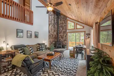 Image de - New - Hansel House- Cozy and Cute!