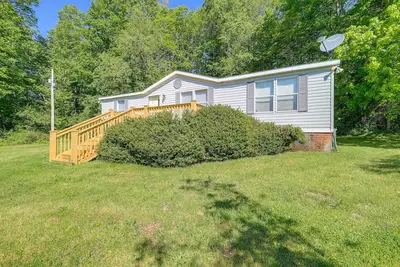 Image de Serene Home: 2 Decks, 3 Mi to Blue Ridge Pkwy