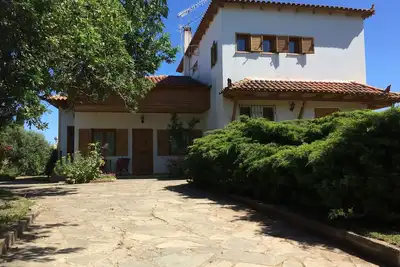 Beautiful Greek Villa  - 5 minutes from the beach!