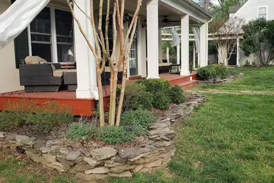 Image de Secluded Farmhouse Cottage w/Bucolic Setting