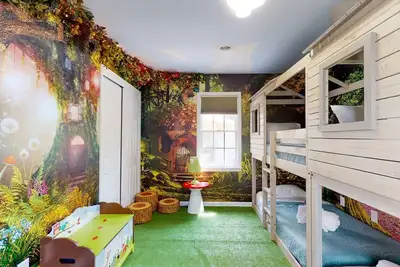 Image de The Enchanted Cottage | Themed Bedroom | Playset