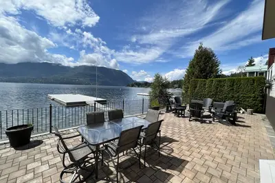 Image de Playful paradise on Shuswap Lake