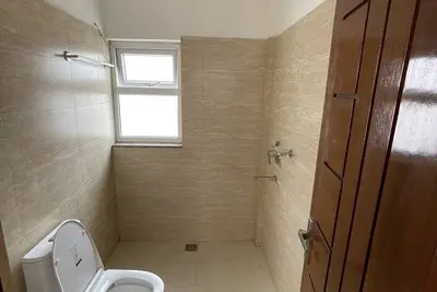 Image de New and Charming3 Bd\/4 Ba House Available for Rent