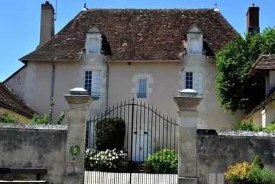 Gîte de Charme pour 15 Pers avec Jardin Privatif, à 12 km de La Roche-Posay