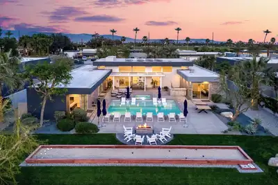 Polo Villa 5 by AvantStay | Outdoor Bocce Ball, Firepit & Bbq, Pool & Spa