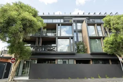 Image de Modern secure St Kilda apartment 3min from beach