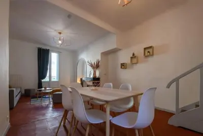 Image de ⭐️Spacieux appartement de 100m2 Béziers Centre⭐️