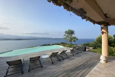 Image de Magnifique Villa 12 personnes avec Piscine Vue Mer Porto-Vecchio (Corse du Sud)