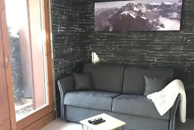 Image de Appartement Cosy rez de jardin proche télécabines