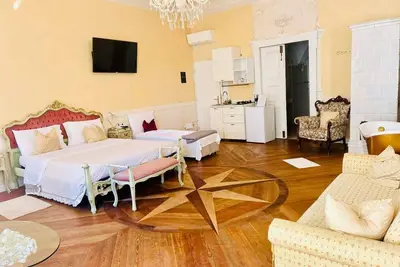 Image de Imperial suite just minutes from Trento