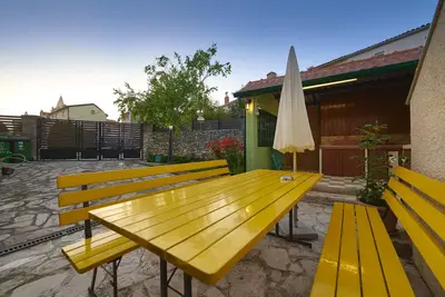 Nice family house for 2 to 4 people
